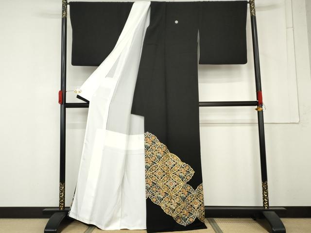 平和屋着物●豪華黒留袖 作家物 駒刺繍 七宝花文 金彩 正絹 逸品 AABM5593cs