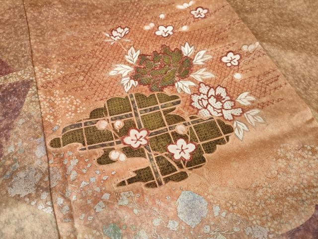 平和屋着物●中国三大刺繍 スワトウ刺繍 汕頭刺繍 訪問着 雲重ね花文 暈し染め 金銀彩 正絹 逸品 AABM5723ck