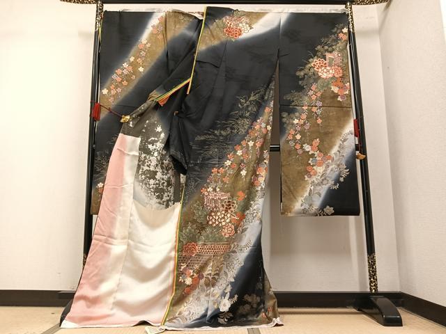 平和屋着物●フランソワーズ・モレシャン 振袖 御所車更紗花文 暈し染め 黒地 仮絵羽 逸品 未使用 AABM6211ph