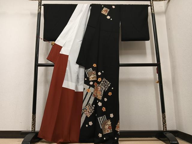 平和屋着物●訪問着 御所車源氏香花文 黒地 金彩 正絹 逸品 AABM6274ph