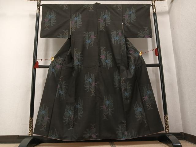 平和屋着物●本場大島紬 地空き 9マルキ 飛鳥草木文 正絹 逸品 AABM6304ph