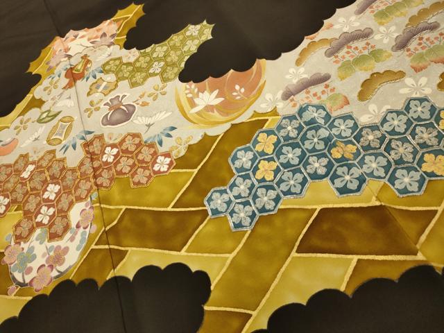 平和屋着物■豪華黒留袖 駒刺繍 松竹梅亀甲宝尽くし 金銀彩 正絹 逸品 AABM7482sx