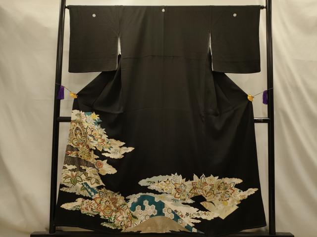 平和屋着物■豪華黒留袖 駒刺繍 雲取更紗花文 金彩 正絹 逸品 AABM7495sx