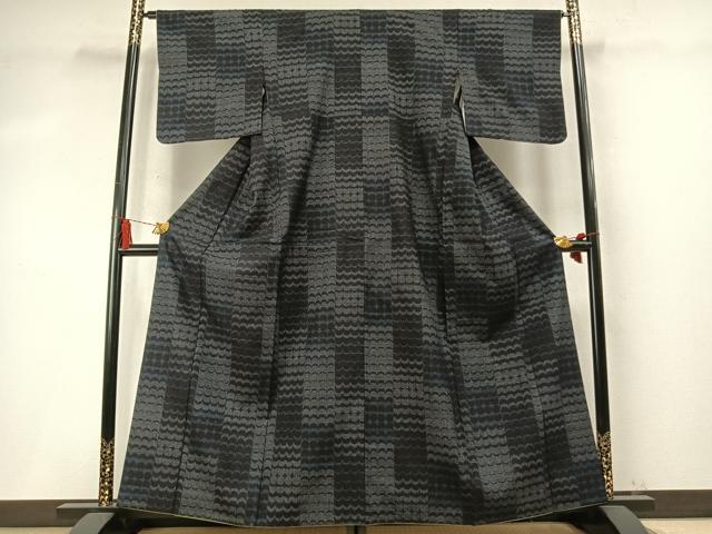 平和屋着物●本場結城紬 100亀甲 幾何学文様 正絹 逸品 AABM8476fy