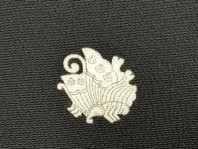 平和屋着物●創業460年・千總 黒留袖 駒刺繍 宝尽くし松花文 金糸 金彩 大丸扱い 正絹 逸品 AABM8497fy