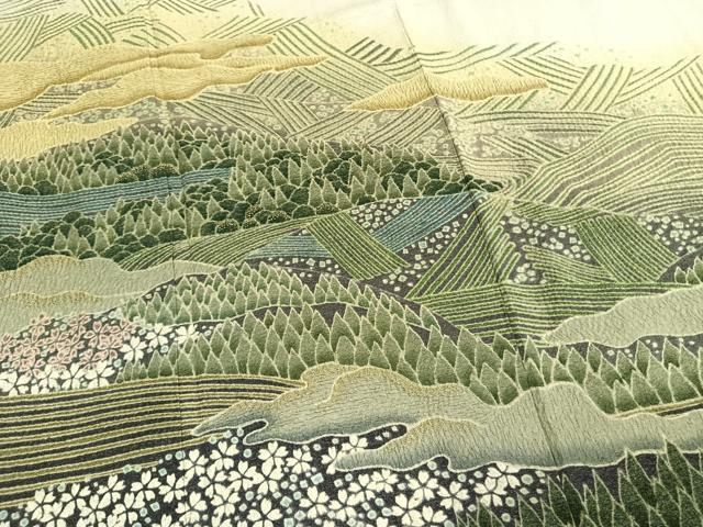 平和屋着物●中国三大刺繍 相良刺繍 訪問着 舞桜樹林文 おぼろ染め 重ね絞り 暈し染め 金通し地 やまと誂製 ロング丈 正絹 逸品 AABM8518fy
