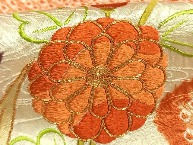平和屋着物●創業460年・千總 振袖 絞り 駒刺繍 草花文 金彩 高島屋扱い 正絹 逸品 AABM8575fy