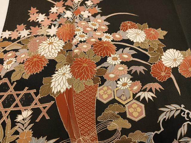平和屋着物●豪華黒留袖 駒刺繍 草花文 金彩 三越扱い 正絹 逸品 AABM8779ph