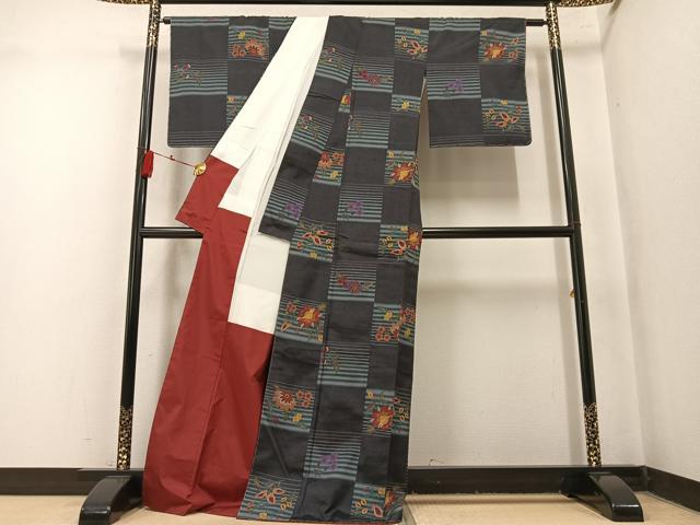 平和屋着物●上質な小紋 紬地 更紗文 金彩 正絹 逸品 未使用 AABN0417ph