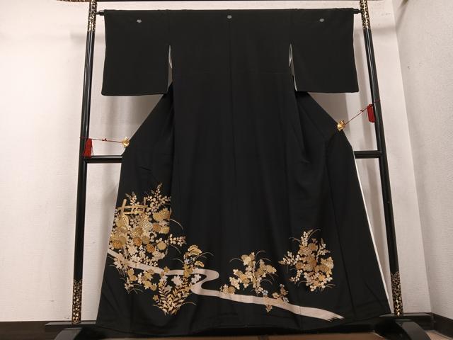 平和屋着物●豪華黒留袖 駒刺繍 草花文 金彩 正絹 逸品 AABN0484ph