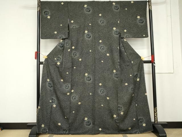 平和屋着物●上質な小紋 舞花文 黒地 暈し染め 正絹 逸品 未使用 AABN0573cs