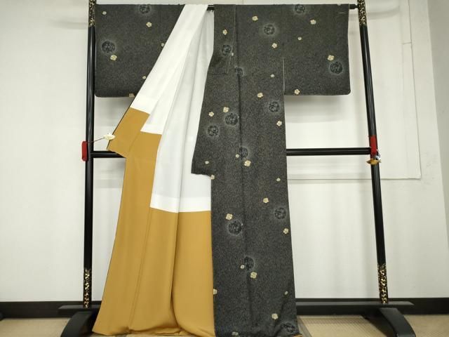 平和屋着物●上質な小紋 舞花文 黒地 暈し染め 正絹 逸品 未使用 AABN0573cs