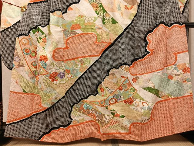平和屋着物●豪華振袖 絞り 駒刺繍 吉祥花唐草文 金彩 正絹 逸品 AABN1704ph