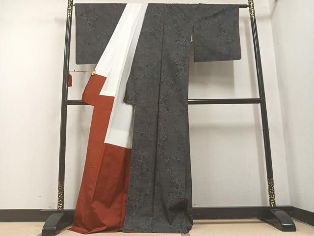 平和屋着物●本場大島紬 古代染色 純泥染 9マルキ 彩の舞 草花文 久野織物特製 証紙付き 正絹 逸品 未使用 AABN3079ph