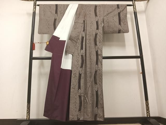 平和屋着物●本場大島紬 9マルキ 草花文 正絹 逸品 AABN3081ph