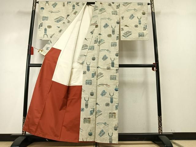 平和屋着物●上質な小紋 紬地 型染め 器物文 正絹 逸品 AABN3620fy