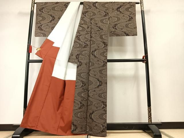 平和屋着物●本場大島紬 7マルキ 花唐草文 正絹 逸品 AABN3818fy