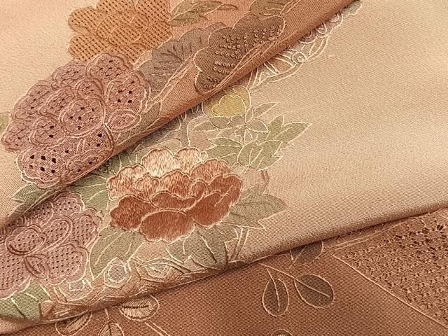 平和屋着物●中国三大刺繍 スワトウ刺繍 汕頭刺繍 総刺繍 訪問着 雪輪花文 暈し染め 仮絵羽 正絹 逸品 未使用 AABN4036fy