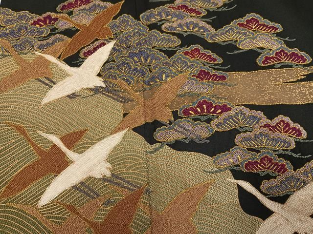 平和屋着物●中国三大刺繍 相良刺繍 総刺繍 黒留袖 群れ鶴浜松宝尽くし 正絹 逸品 AABN5264ph