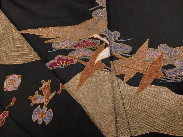 平和屋着物●中国三大刺繍 相良刺繍 総刺繍 黒留袖 群れ鶴浜松宝尽くし 正絹 逸品 AABN5264ph