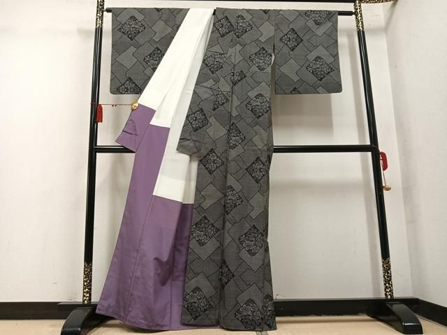 平和屋着物●本場大島紬 7マルキ 色紙重ね花文 正絹 逸品 AABN5871ph