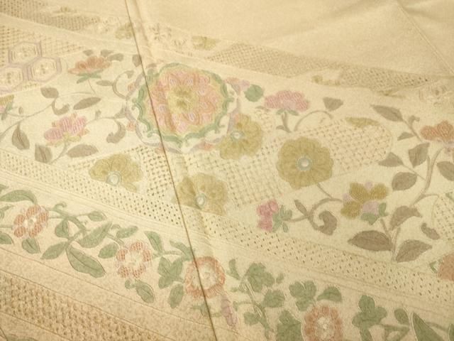 平和屋着物●中国三大刺繍 汕頭刺繍 スワトウ刺繍 総刺繍 草花文 暈し染め 反端付き 訪問着 正絹 逸品 AABN6036ck