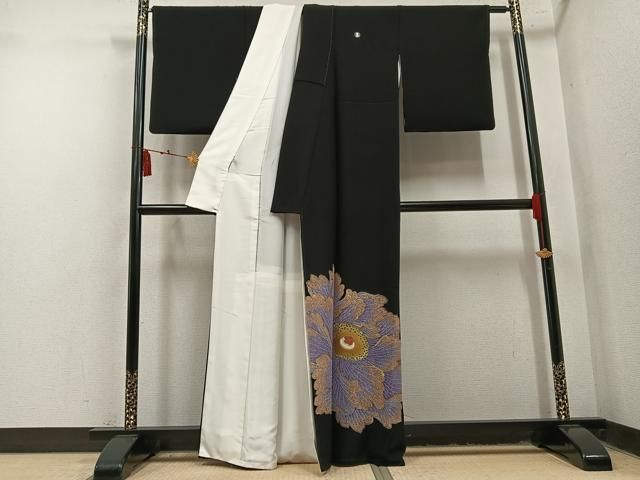 平和屋着物●豪華黒留袖 駒刺繍 牡丹 金彩 正絹 逸品 AABN7328ph