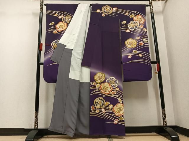 平和屋着物●豪華振袖 駒刺繍 梅文 暈し染め 金彩 鬼しぼ縮緬 正絹 逸品 AABN7331ph