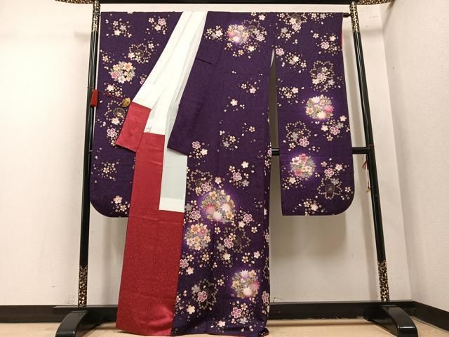 平和屋着物●豪華振袖 舞花文 金彩 銀通し地 正絹 逸品 AABN7439ph
