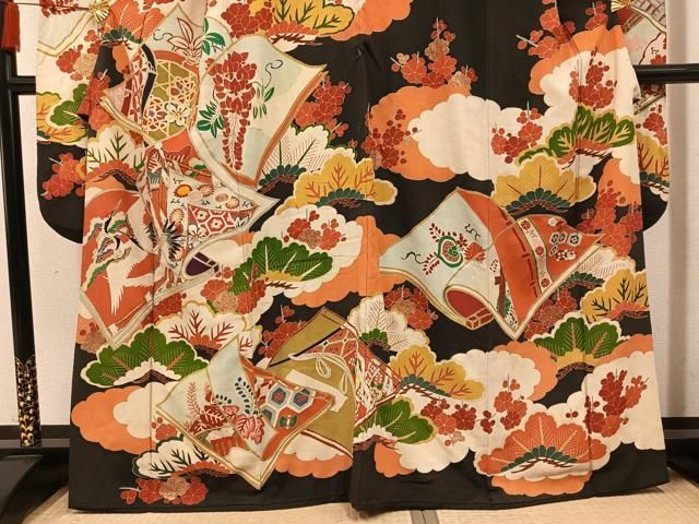 平和屋本店●アンティーク 大正ロマン 振袖 刺繍 群れ鶴草花文 黒地 金彩 正絹 逸品 AABN8301ph