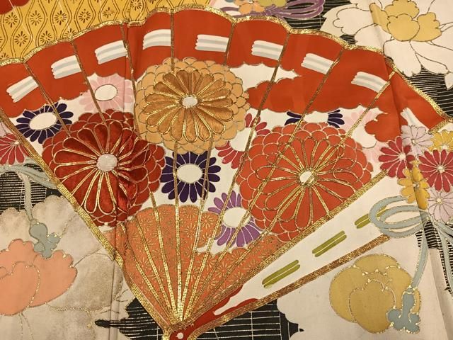 平和屋本店●アンティーク 大正ロマン 振袖 駒刺繍 檜扇花文 黒地 金彩 正絹 逸品 AABN8302ph