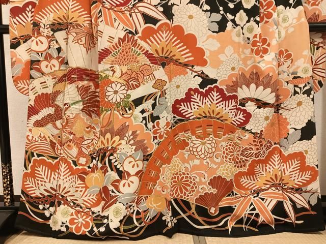 平和屋本店●アンティーク 大正ロマン 振袖 駒刺繍 檜扇群れ鶴花文 黒地 金彩 正絹 逸品 AABN8304ph