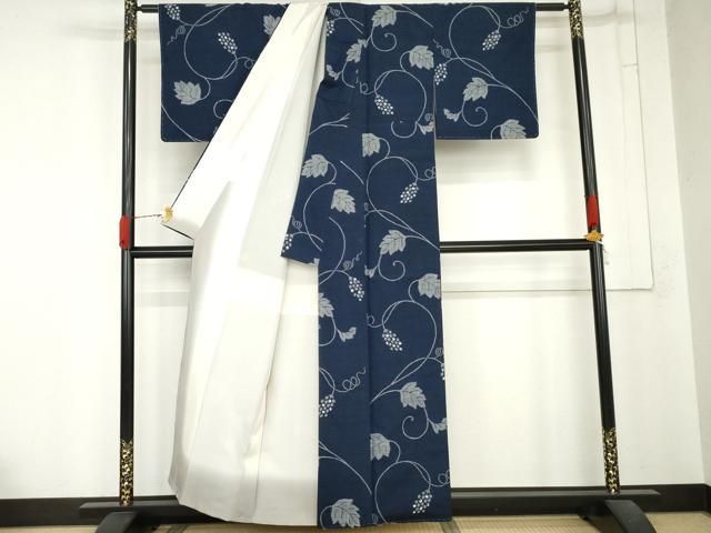 平和屋着物●上質な紬 葡萄唐草文 正絹 逸品 未使用 AABN9162cs