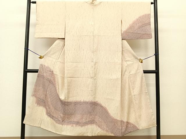 平和屋着物○訪問着 本場大島紬 スワトウ刺繍 木目絞り 草花文
