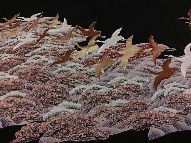 平和屋着物■豪華黒留袖 駒刺繍 飛鶴浜松文 金彩 正絹 逸品 BAAR6076kg