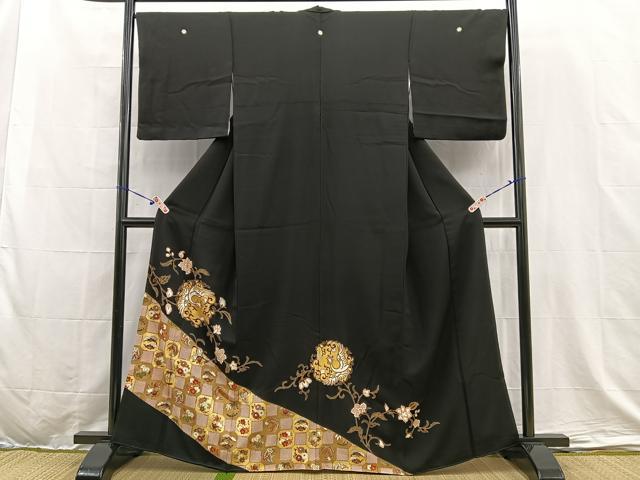 金彩 金糸 鳥 花 黒留袖 正絹 比翼仕立て 袷 5ツ紋 YK-647 楽天市場】＼ 20％offクーポン ／ 黒留袖 正絹 金糸刺繍 鶴