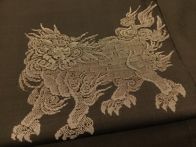 平和屋着物●本場大島紬 9マルキ 地空き 唐獅子 正絹 逸品 BAAT0870yc