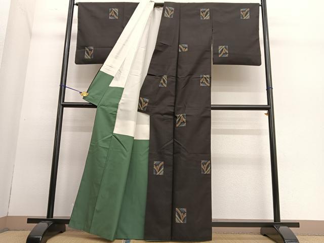平和屋着物●本場大島紬 9マルキ 地空き 色紙花文 正絹 逸品 BAAT6719hv