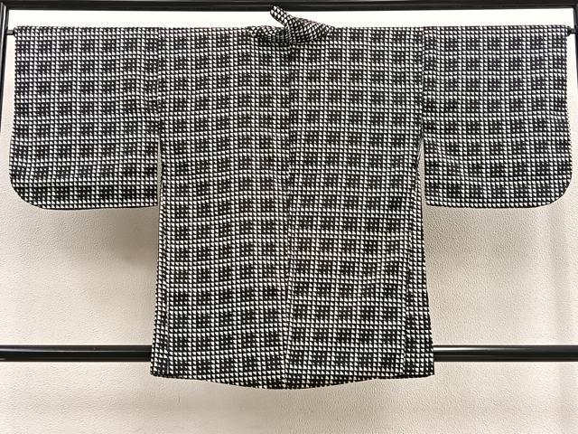 平和屋着物∞道中着 幾何学文様 黒地 洗える着物 BAAU0028gt