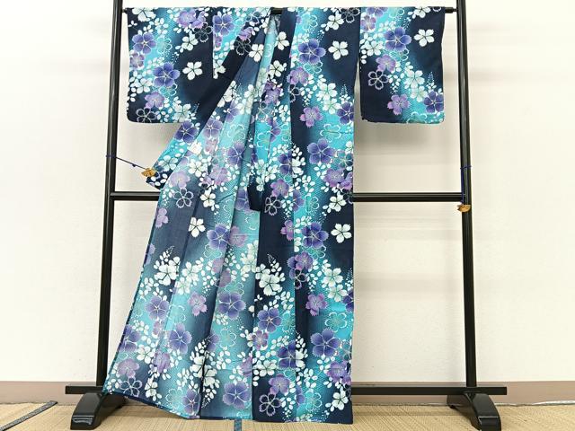 平和屋着物*夏物 小紋・浴衣兼用 舞桜文 洗える着物 BAAU3421hj