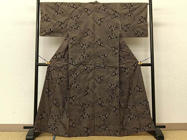 平和屋着物●本場大島紬 7マルキ 切嵌吉祥花文 正絹 逸品 BAAU3776hj