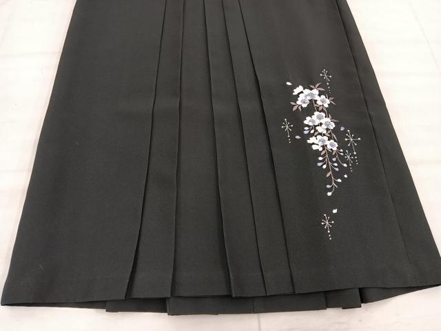 平和屋着物●女性 行灯袴 総刺繍 枝垂れ桜 ラインストーン 黒地 金糸 逸品 BAAU4357mz