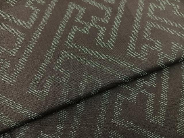 平和屋着物●本場大島紬 紗綾形文様 正絹 逸品 BAAU4672gt