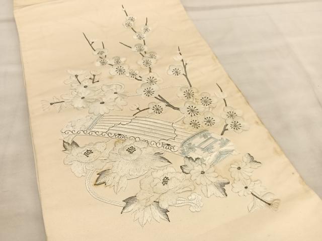 平和屋着物◎太鼓柄袋帯 総刺繍 琴牡丹梅文 銀糸 銀通し地 正絹 逸品 BAAU8125hv