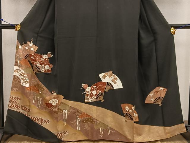 平和屋着物■豪華黒留袖 駒刺繍 扇面花文 金彩 正絹 逸品 BAAV1291mz