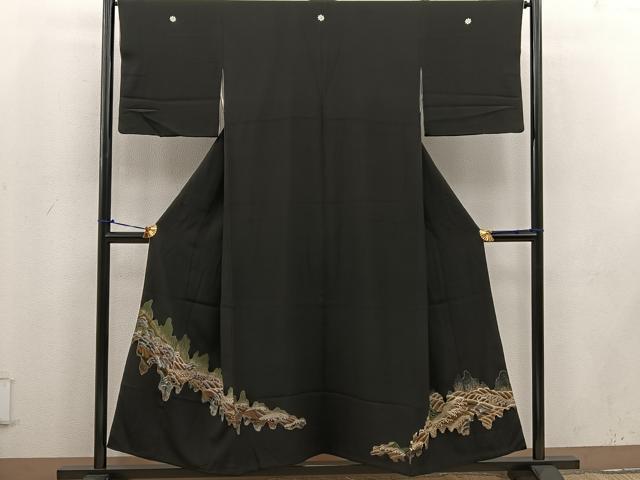 平和屋着物■豪華黒留袖 刺繍 立波松文 金銀彩 正絹 逸品 BAAV6204mz