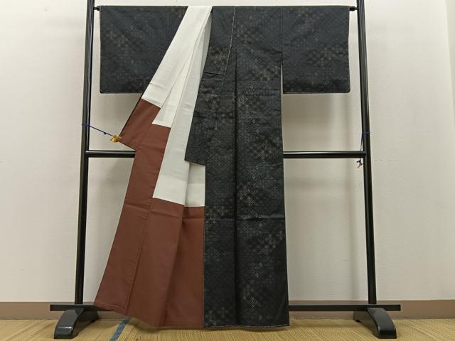 平和屋着物●本場大島紬 七宝文様 大島紬美幸謹製 証紙付き 正絹 逸品 未使用 BAAW0916hj