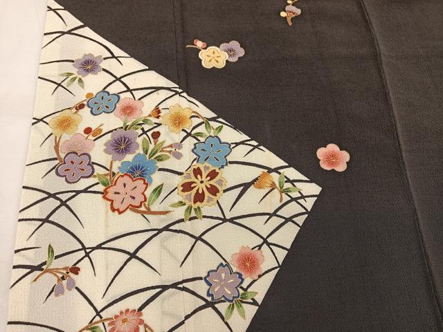 平和屋着物●訪問着 型染め 芝草梅花文 黒地 金彩 鬼しぼ縮緬 正絹 逸品 BAAW3453mz