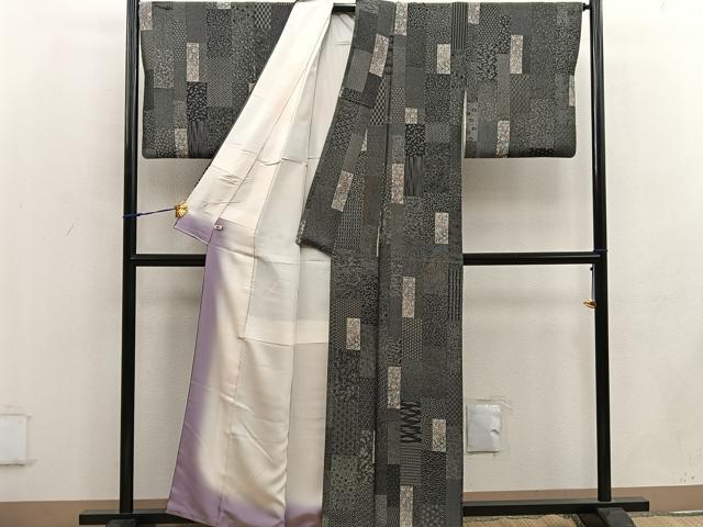 平和屋着物●伝統工芸士 染谷梅治 小紋 短冊亀甲花文 黒地 さが美扱い 正絹 逸品 BAAW3461mz