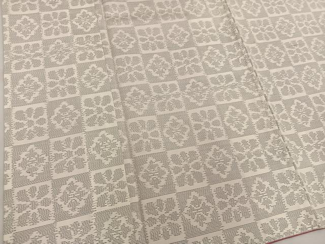 平和屋着物●本場大島紬 白大島 市松花文 証紙付き 正絹 逸品 BAAW3464mz